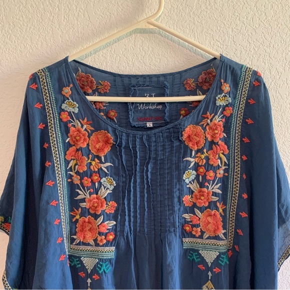 Johnny Was 3J Workshop Blue Embroidered Tunic Top Small Peasant Blouse Floral - Picture 4 of 12